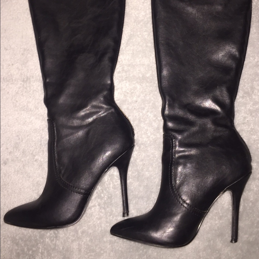 Gracii Boot - Picture 3 of 5
